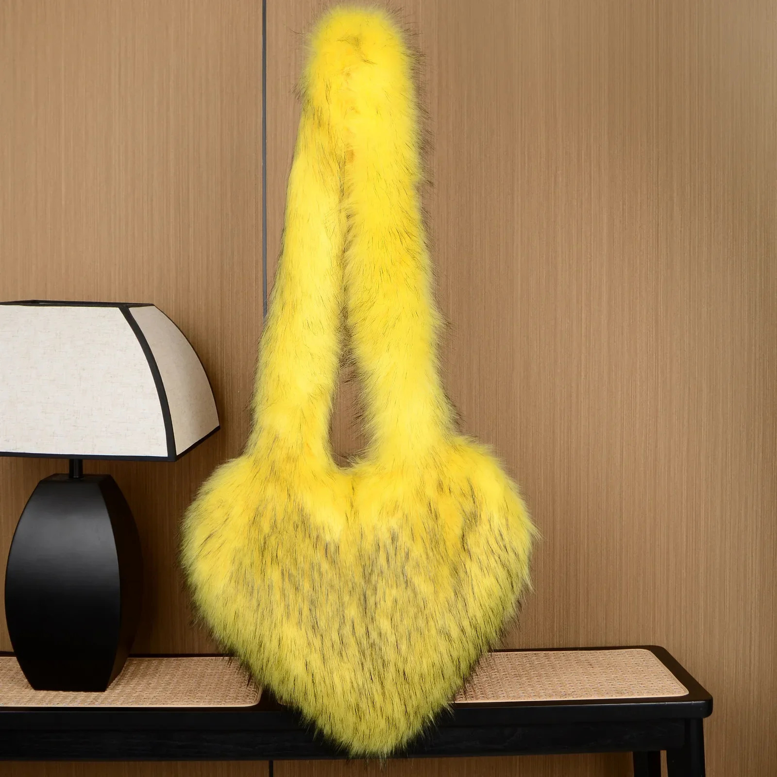 Heart Shaped Faux Fur Shoulder Bag Fluffy Plush Winter Women Handbags Cute Love Crossbody Bags for Tote Lady Shopper 250811