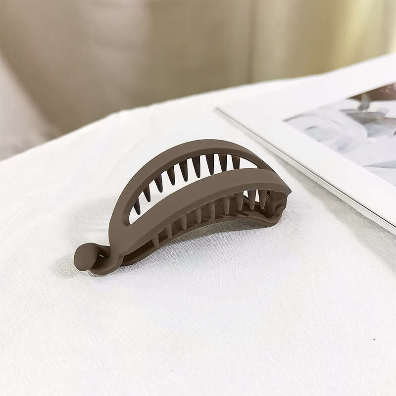 Minimalist Matte Ponytail Horizontal Hairpin Back of Head Accessory for Women Korean Style Elegant Twist Fashion Hair Clip