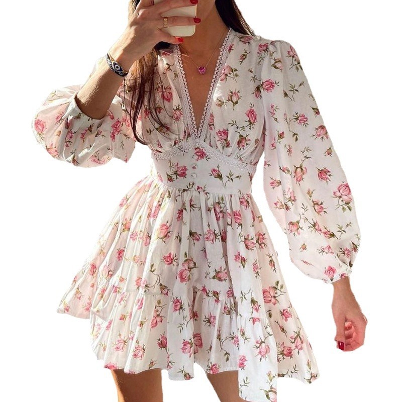 2025 European trend and American Summer Women's Elegant and Sweet Flower V-neck Lace Ruffle Dress New Designer