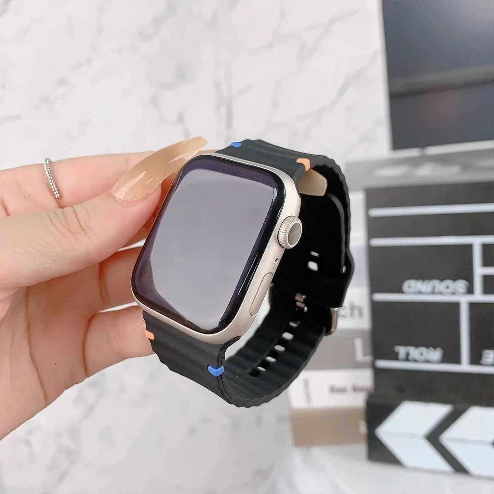 Silicone Strap for Apple Watch Band 44mm 49mm 40mm 45mm 42mm 46mm 38mm Correa Bracelet iWatch Series 9 8 7 6 SE 10 Ultra 2 Band W250811