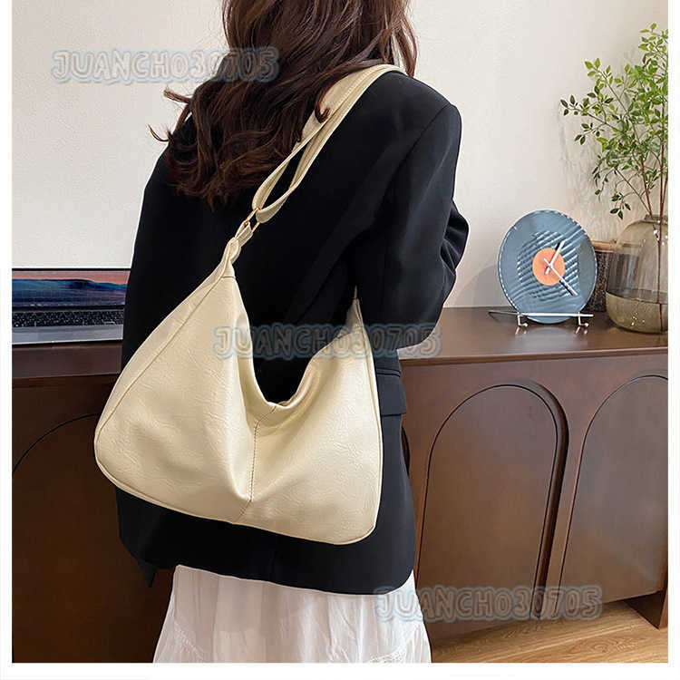 Fashion Commuter Bag for Women 2025 New Crossbody Bag Large Capacity Underarm Tote Bag H250809