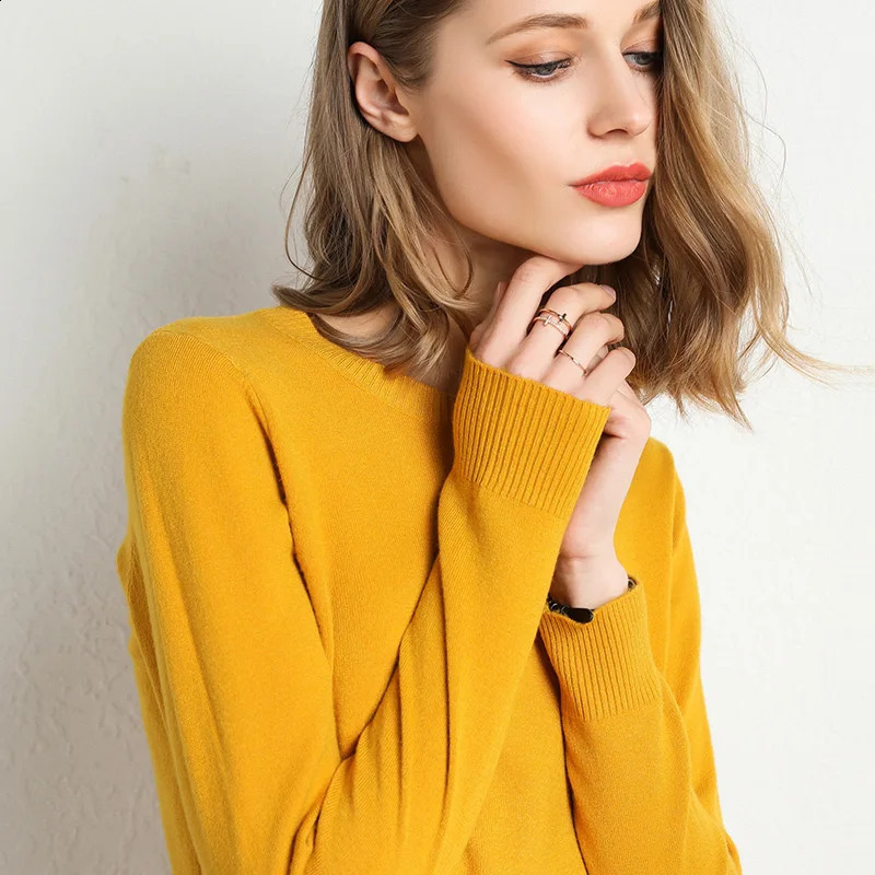 Women Slim O-Neck Solid Pullover Cashmere Wool Blending Sweater Autumn And Winter Long-Sleeved Knit Bottoming Shirt Large Size 250805