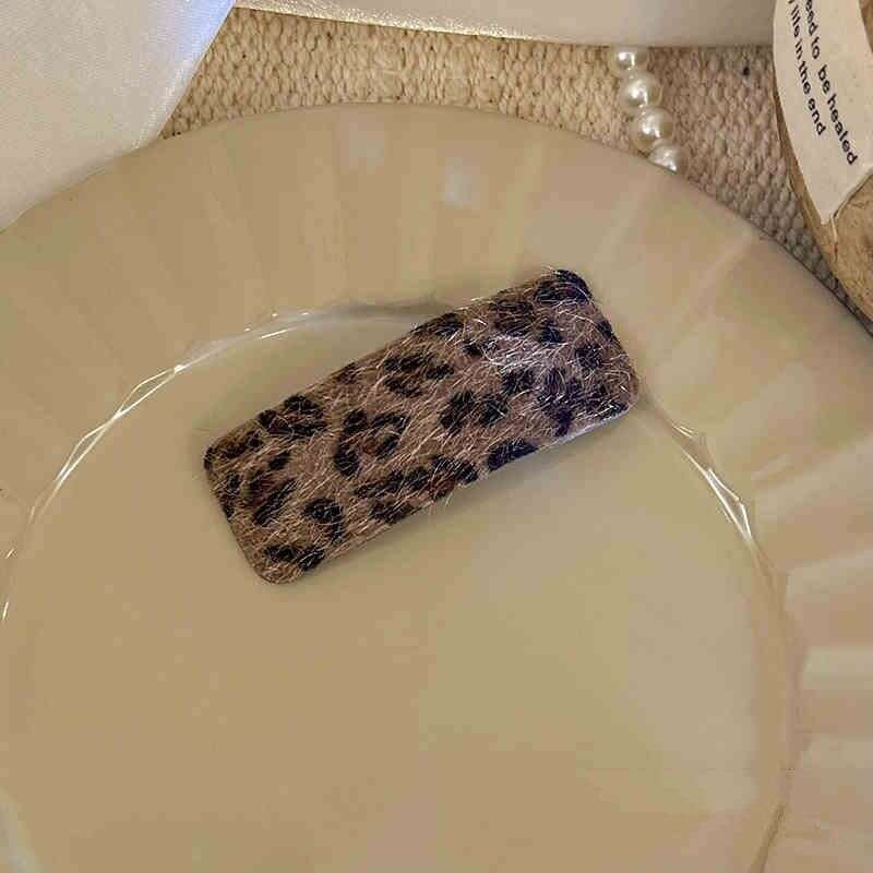 Autumn New Trend Leopard Print Mori Style Side BB Fashionable Bangs Clip Hair Accessories