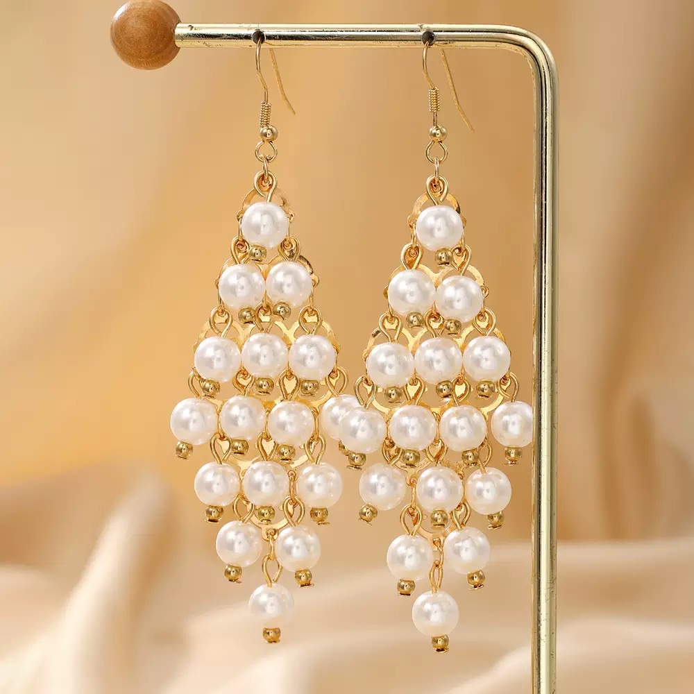 Fashionable rhinestone crystal earrings for girls Fashionable accessories earrings