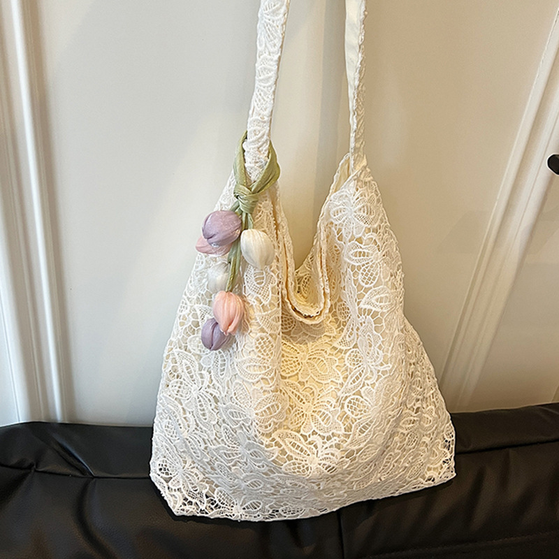 Minimalist Fashion Single Shoulder Floral Lace Summer Gentle Fairy Large Capacity Lazy Style Hollow Commuter Tote Bag ddmymoon