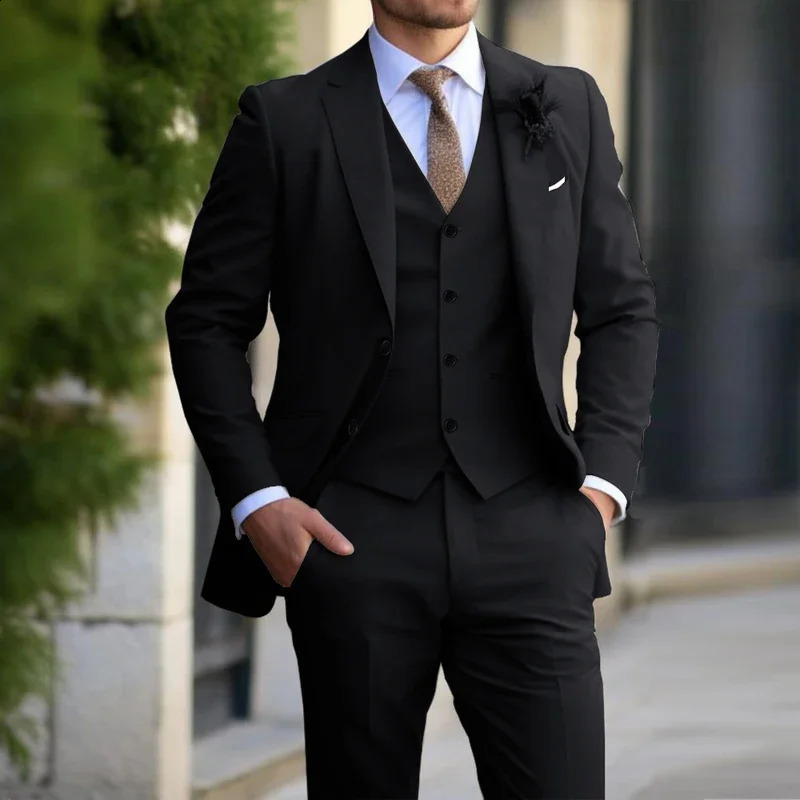 3 Pieces Beige Suits for Men Fashion Slim Fit Blazer Vest Pants Set Formal Business Wedding Tuxedos for Men Casual Clothing 250809