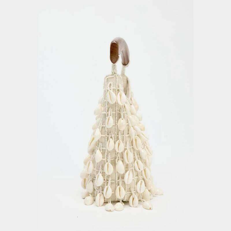 BEADED FABRIC BUCKET BAG, Designer Hollow Out Handbags, Women's Leisure Outdoor Bag with Conch