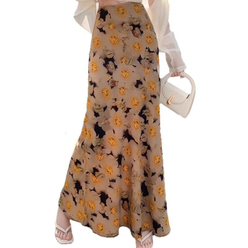 2025 Summer Side Flower Chiffon Midi fashion Skirt Women's New French Multi functional Tight Mermaid Long Skirt New Designer