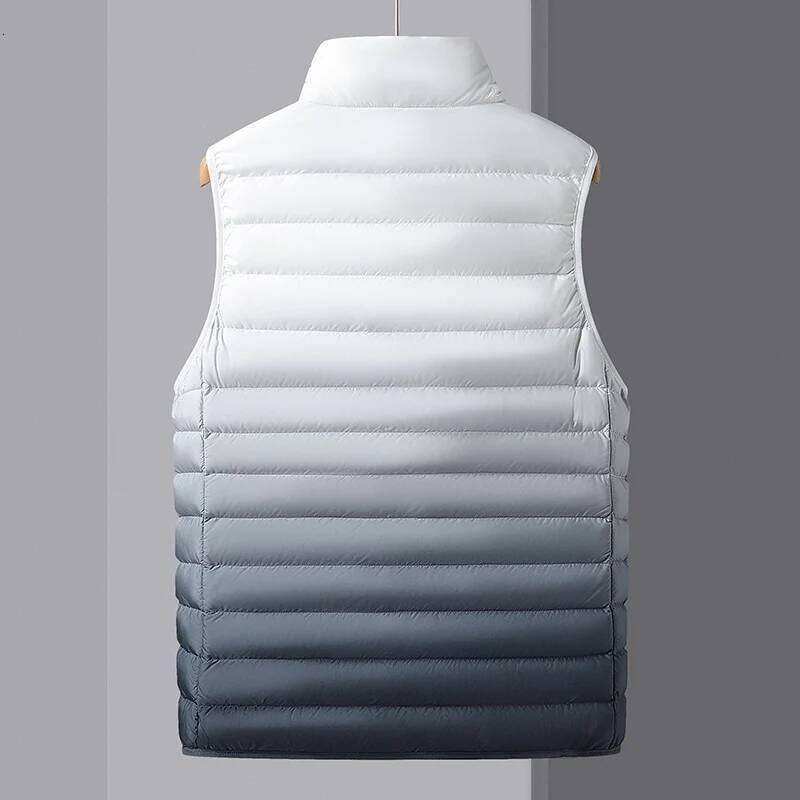Ultra Light Men 90% White Duck Down Gradient Winter Vests Fashion Portable Sleeveless Waistcoat Homme Warm Parkas