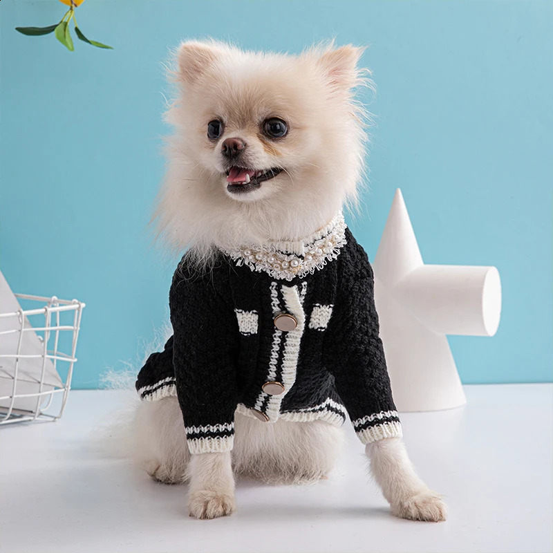Autumn Winter Chunky Warm Pet Sweater Designer Luxury Pearl Decoration Pomeranian French Bulldog Coat Dog Clothes Puppy Clothing 250811