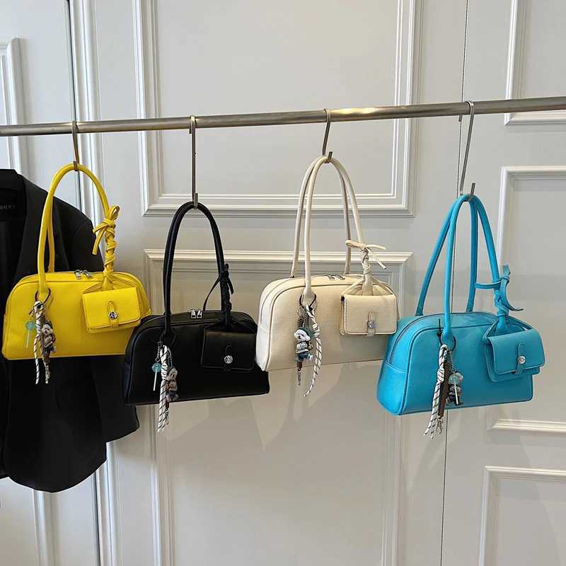 Texture Handbag FAshion Versatile Simple Solid Color Shoulder Bag With Pendant Multifunctional Commute Date Messenger Bag Z250811