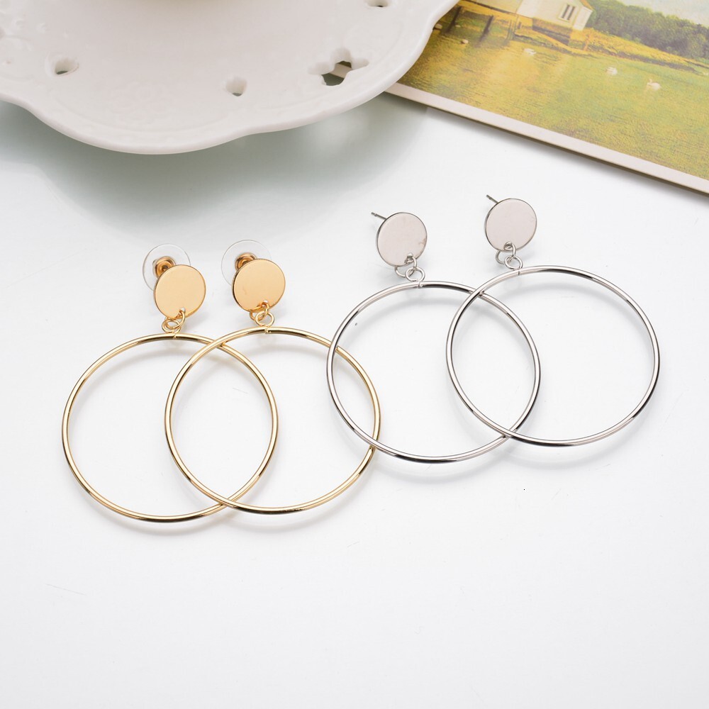 Free Shipping Designer Fashion Accessories Simple And Trendy Gold Thread Geometric Large Round Earrings Women's Large Hollow Earrings Luxury Jewe