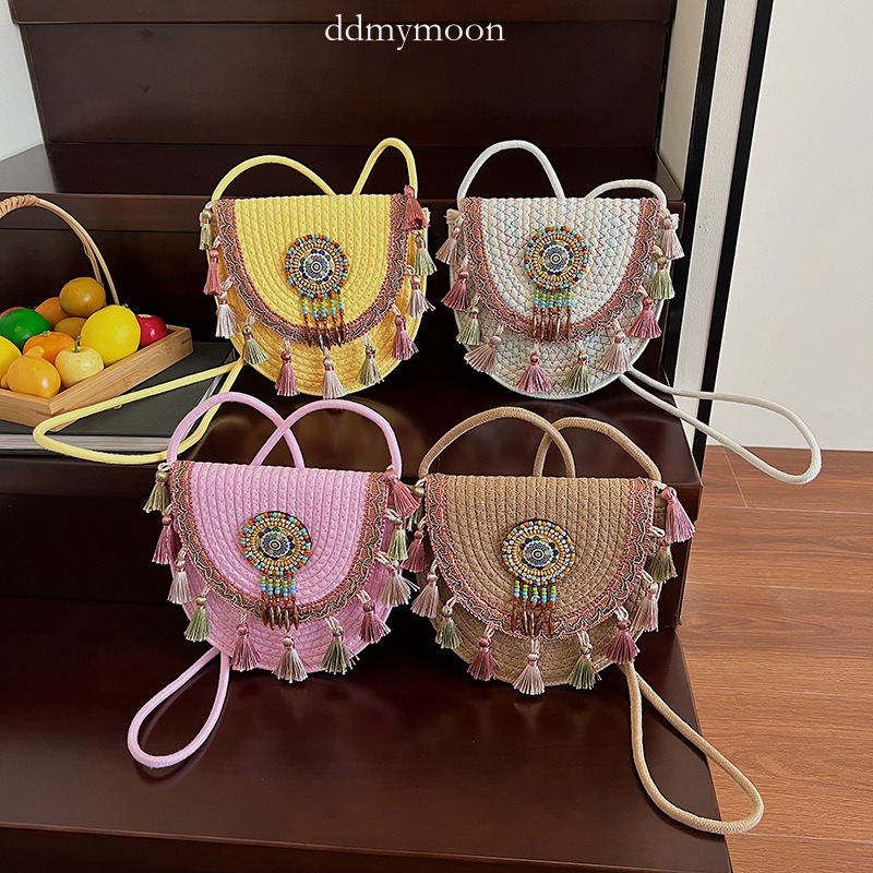 Trendy Straw 2025 Summer New Woven Crossbody with Tassels Unique Design Single Shoulder Bag for Women ddmymoon
