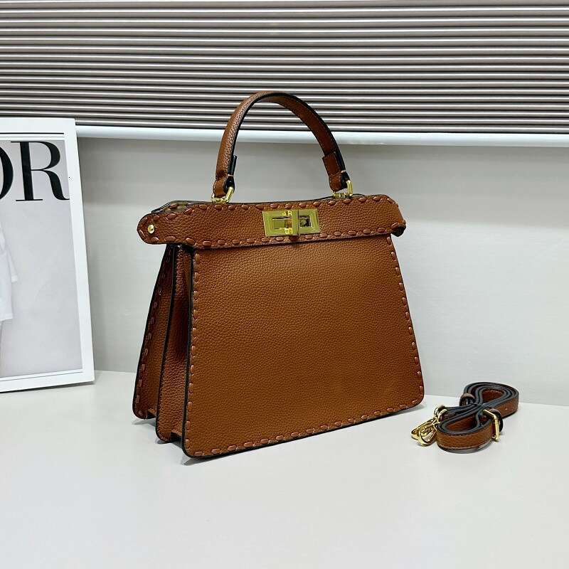 French Woven Flap Women's Bag 2024 New Fashion High-end Single Shoulder Crossbody Handbag Portable