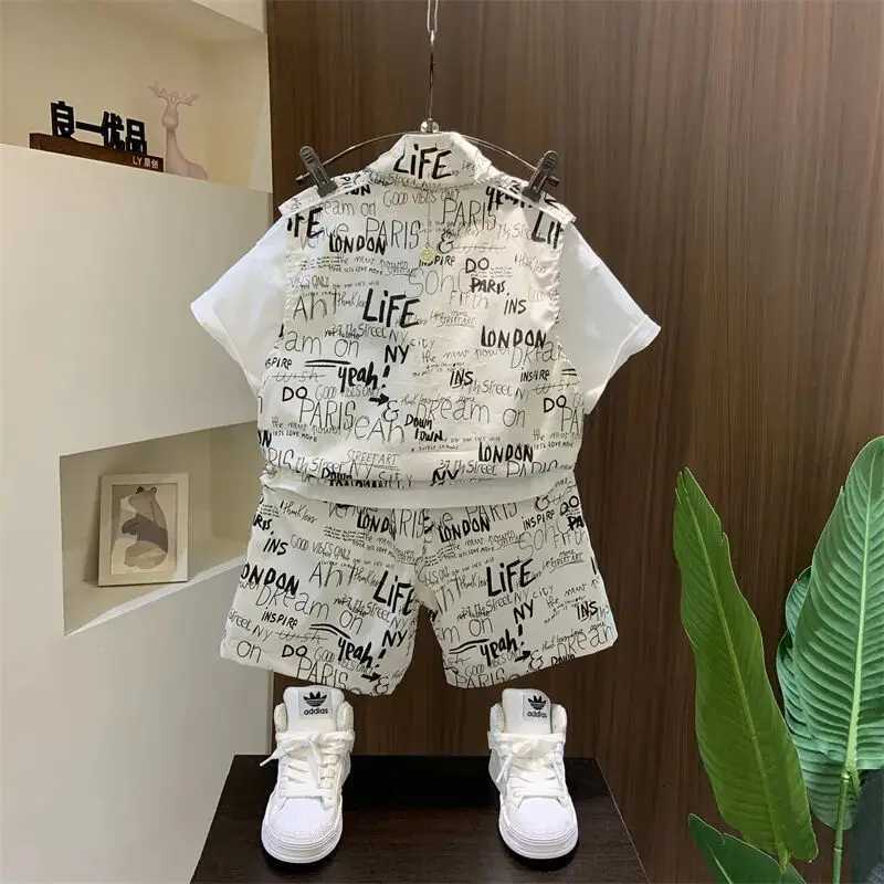 2024 New Korean Edition Boys Summer Clothing Set Childrens Wear Boys and Babies Short Sleeve T-shirt and Shorts Set Z250811