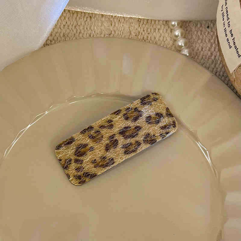 Autumn New Trend Leopard Print Mori Style Side BB Fashionable Bangs Clip Hair Accessories