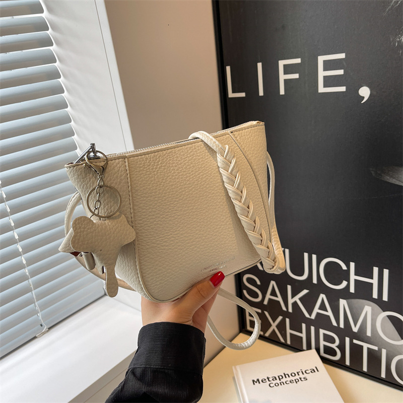 Trendy Lychee Pattern Simple Bucket Crossbody for Women 2023 New Fashion Single Shoulder Internet Celebrity Underarm Bag ddmymoon