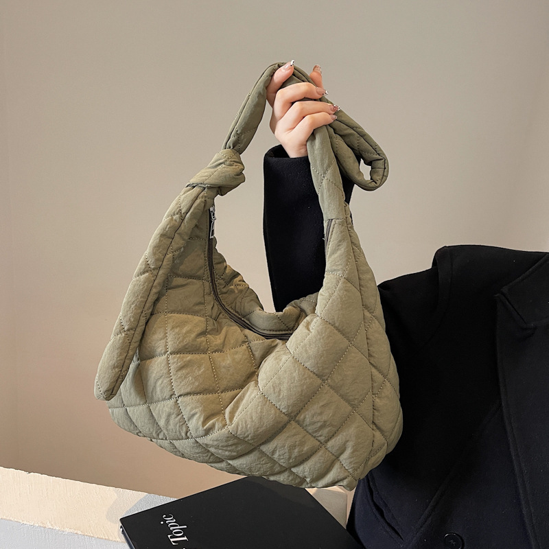 Design Quilted Cotton for Women New Versatile Fashionable Single Shoulder Crossbody Underarm Bag