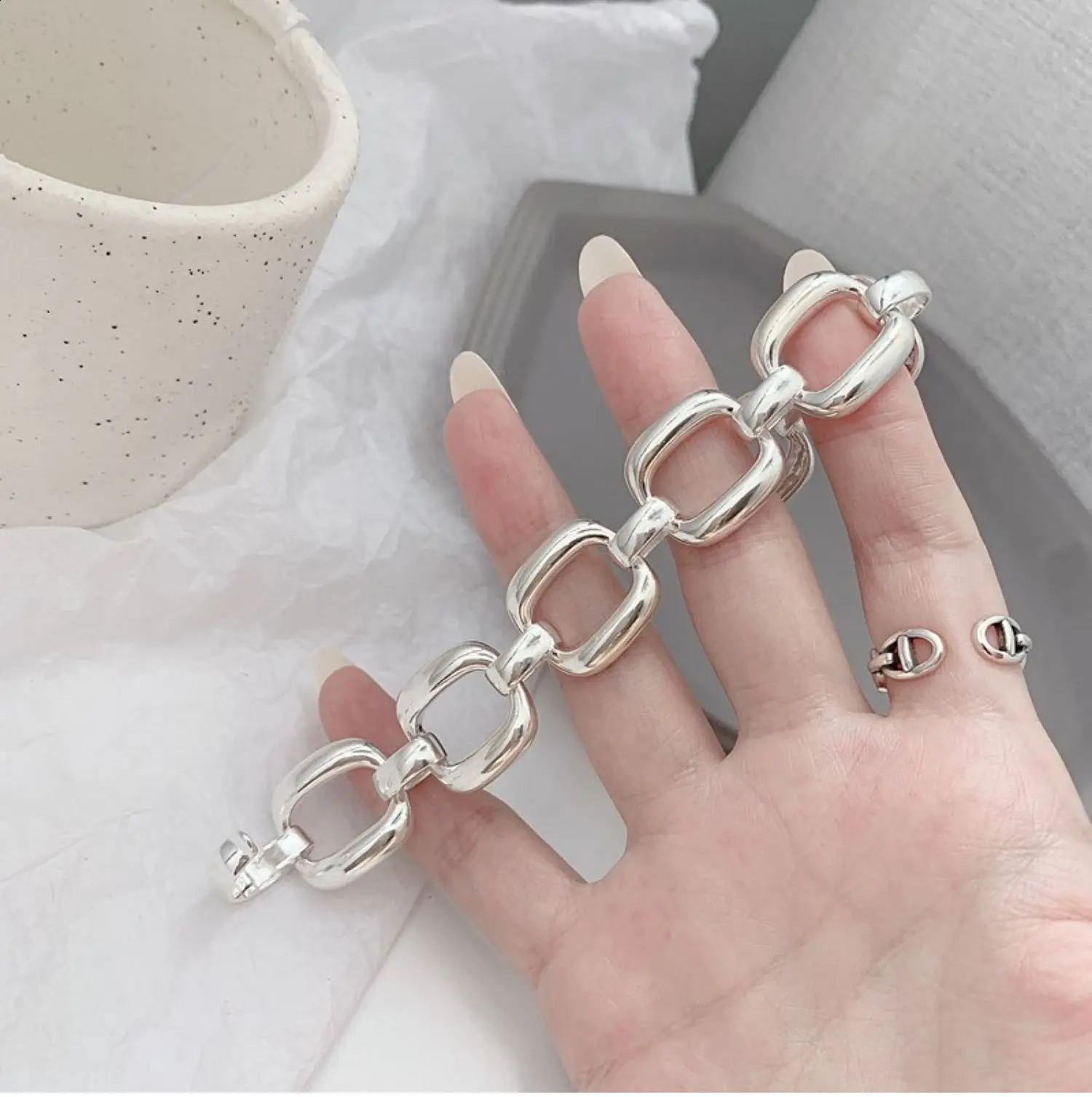 XIYANIKE Fashion Boho Thick Chain Link Bracelets Bangles For Women Girls Punk Jewelry Gift Party Wedding bracelet femme 250807