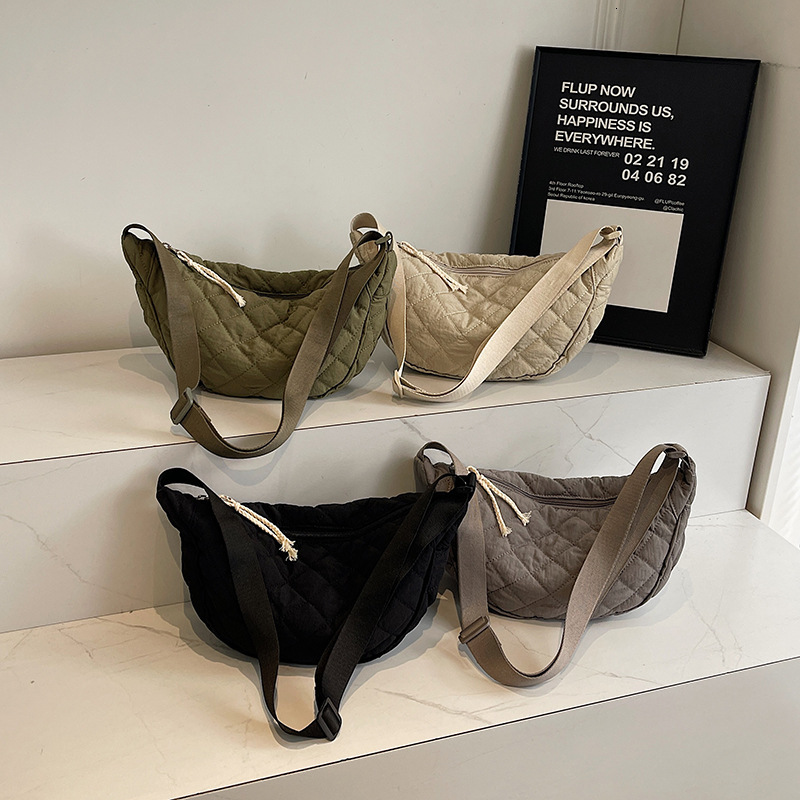 Autumn Large Capacity Commuter Dumpling Women's Shoulder Crossbody Quilted Casual Versatile Bag