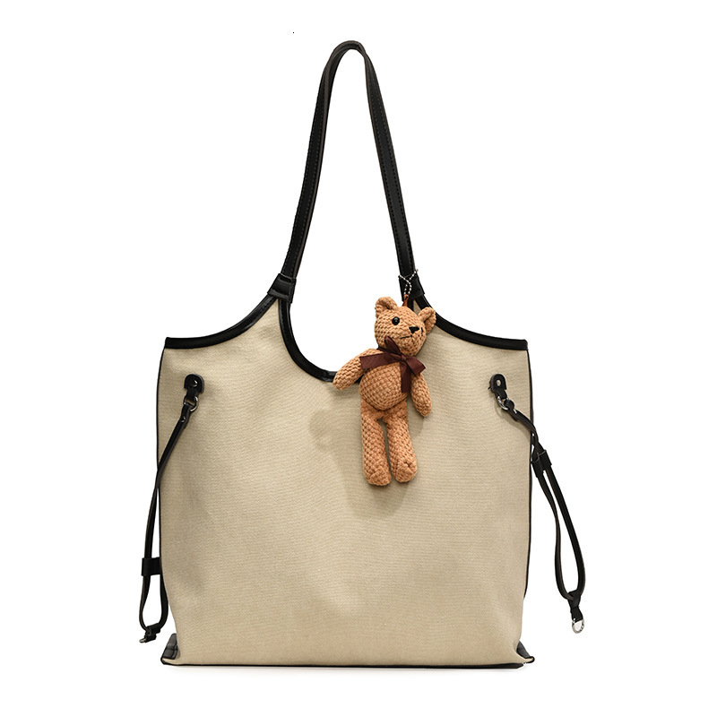 Design Sense Tote for Women New Autumn Winter Casual Commuter Large Capacity Matte Shoulder Bag