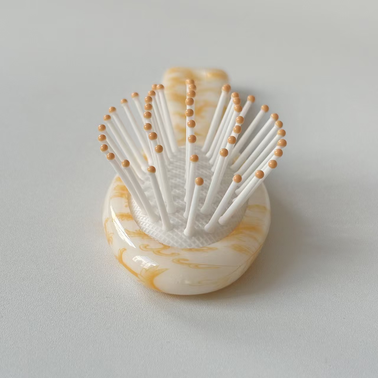 Mini Detangle Hair Brushes Massager Anti Static Air Bag Hair Comb Wet and Dry Mini Hairbrush Salon Styling Accessories for Children Adult