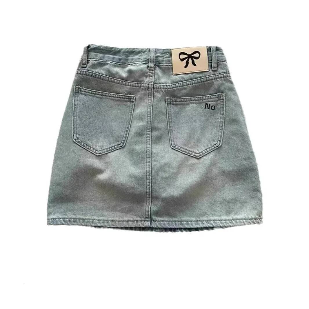 2025 summer new trend plus size slim fit A-line mini dress with hidden abdomen minimalist design by new designer