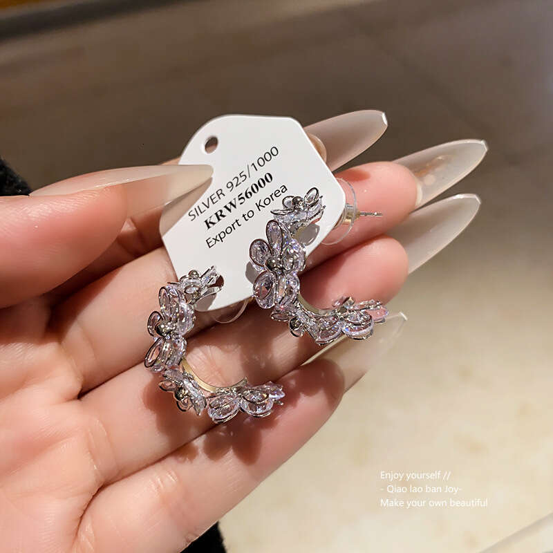 Sier Needle Light Zircon Flower C-shaped Niche Exquisite High-end Commuting Internet Celebrity New Earrings for Women