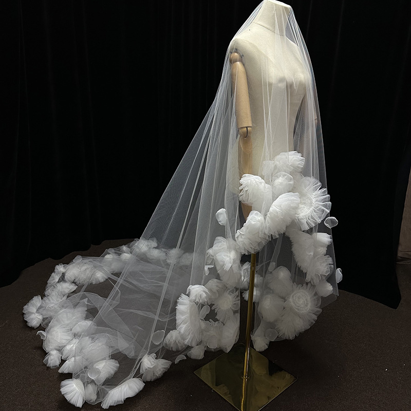 Vintage Long Bridal Veils 3D Flowers One Layer 3M Cathedral Length Wedding Veils Soft Tulle Wedding Accessories