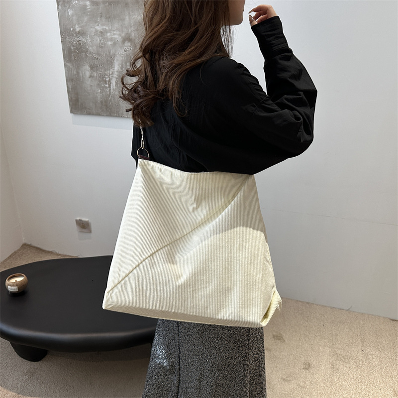 Corduroy 024 New Korean Fashion Large Capacity Single Shoulder Tote Versatile Commuter Crossbody Bag