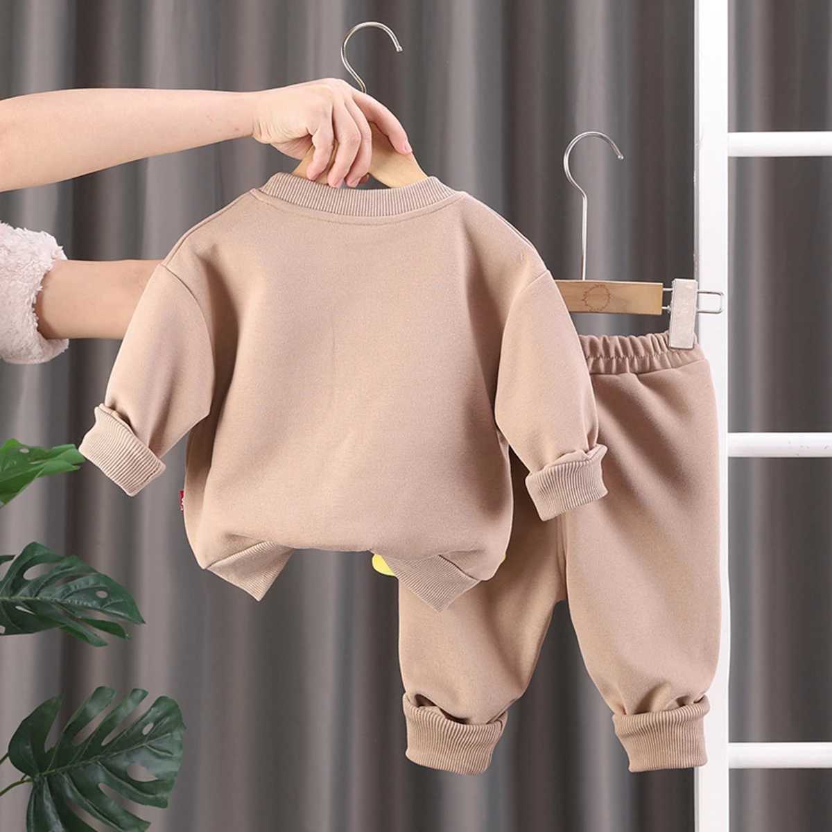 Infant Baby Boy Clothes Set Spring Autumn O-neck Pullover Long Sleeve T-shirts+pants Kids Clothes Two Piece Outfit Set Z250811