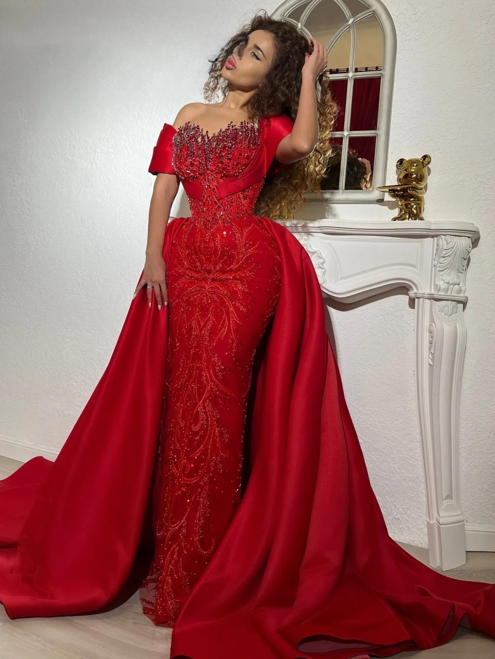Off The Shoulder Sequined Mermaid Wedding Dress Glitter Crystal Beaded Bridal Gown Detachable Train Bride Dresses Customized