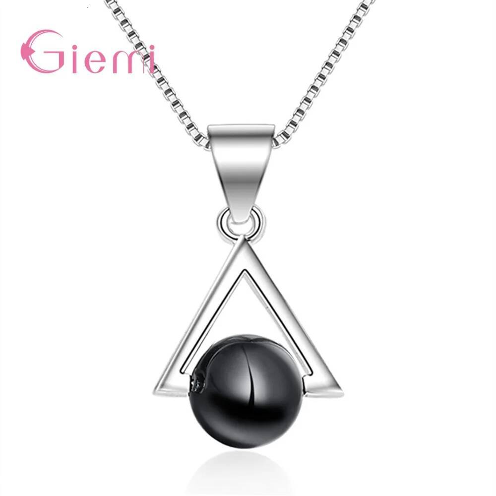 Sterling Sier Pendant Necklace Decoration Classic Style Triangle Shape Best Gift For Women Party Wholesale