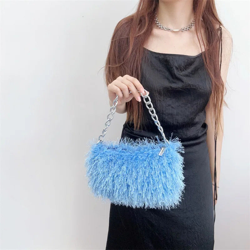 Fashion Faux Fur Women Shoulder Bag Solid Color Plush Ladies Chain Underarm Bags Furry Square Clutch Female Evening Handbag 250811
