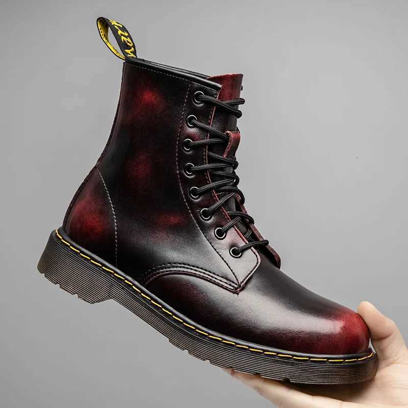 Mens high-top boots high-quality womens leather shoes outdoor 8-hole sports shoes mens lace-up ankle boots couple size 35-48 W250811