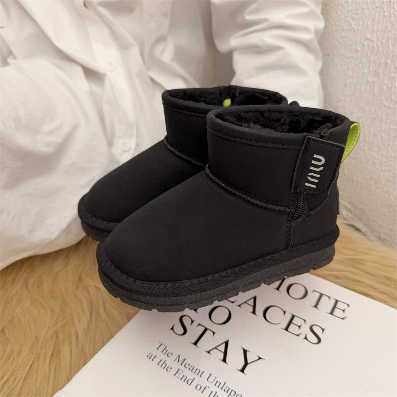 Free shipping designer Boots Winter childrens casual short boots fashionable students thick snow boots childrens shoes