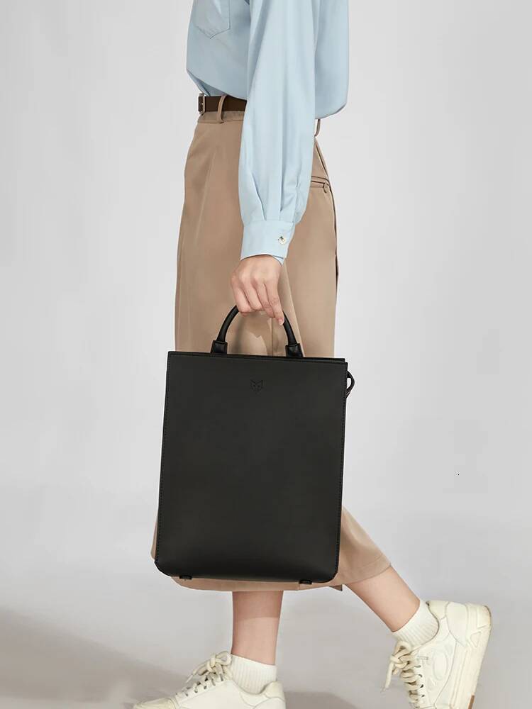 New Niche Design Genuine Leather Simple Casual Versatile Work And Commuting Large Capacity Backpack For Women high-quality