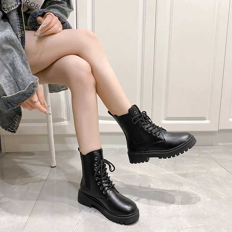 2024 Autumn New Tooling Boots for Women Anti-Slip Waterproof Lace Up Short Boots Casual Thick Heel Knight Boots for Students W250811