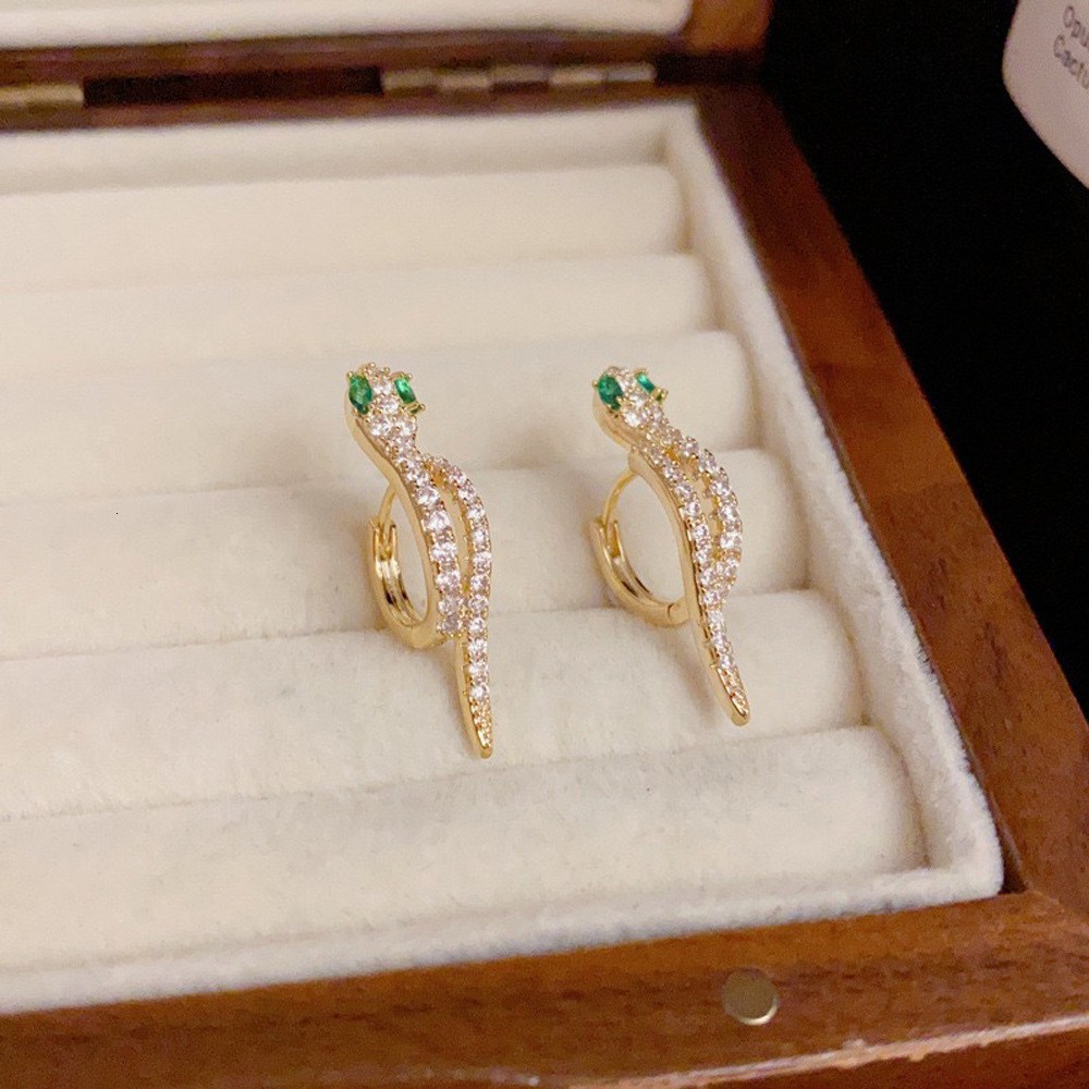 Free Shipping Designer Fashion Accessories European And American Styles Zircon Snake Shaped Earrings For Women Minimalist Retro Luxury Jewelry