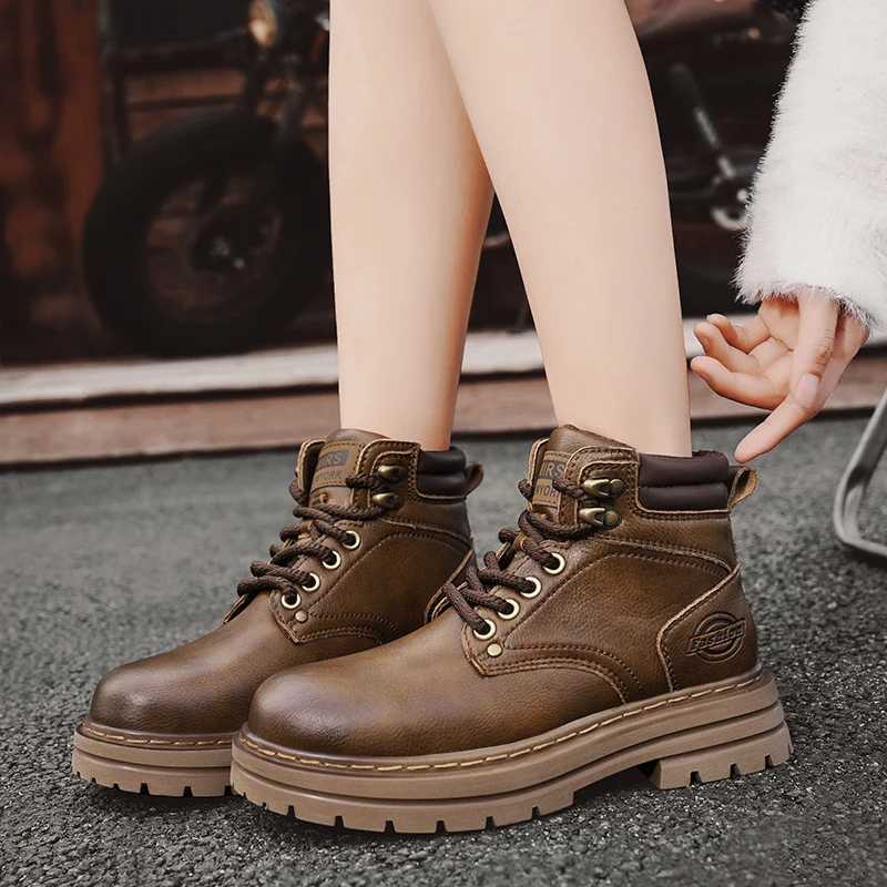 Golden Sapling Work Boots for Lovers Fashion Platform Shoes Men Comfortable Retro Boot Outdoor Casual Couple Shoe Tactical Flat W250811