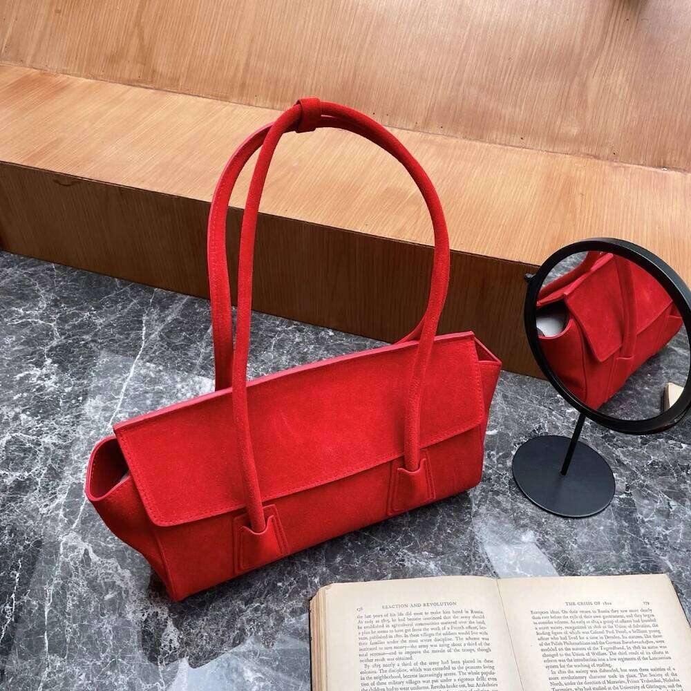 2026 Stylish Ru Hot Sale Red Yellow Color Long-handle Trapeze Tote Thick First-class Nubuck Leather Women Underarm Shoulder Bag