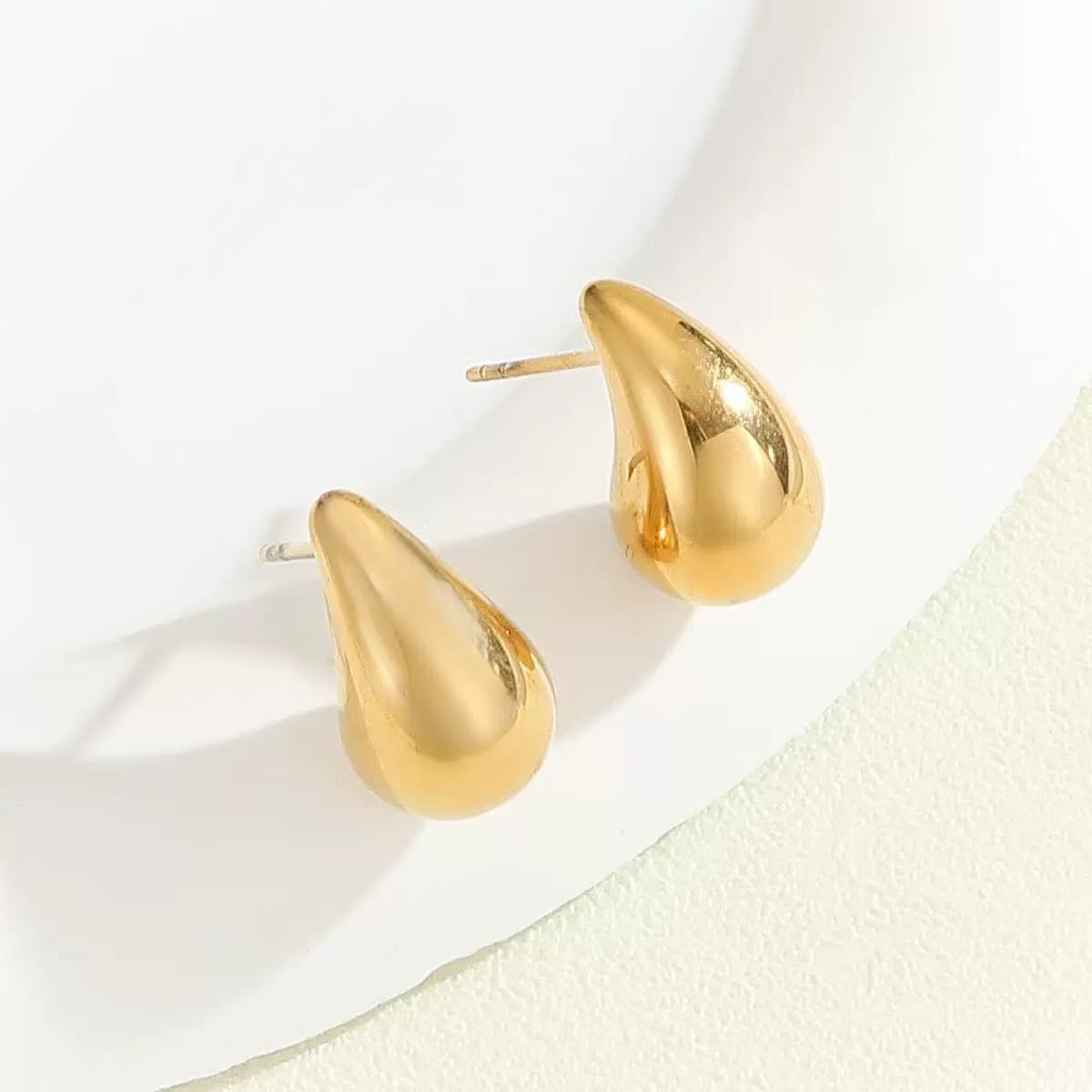 2025 New Stainless Steel Fashion Teardrop Earrings