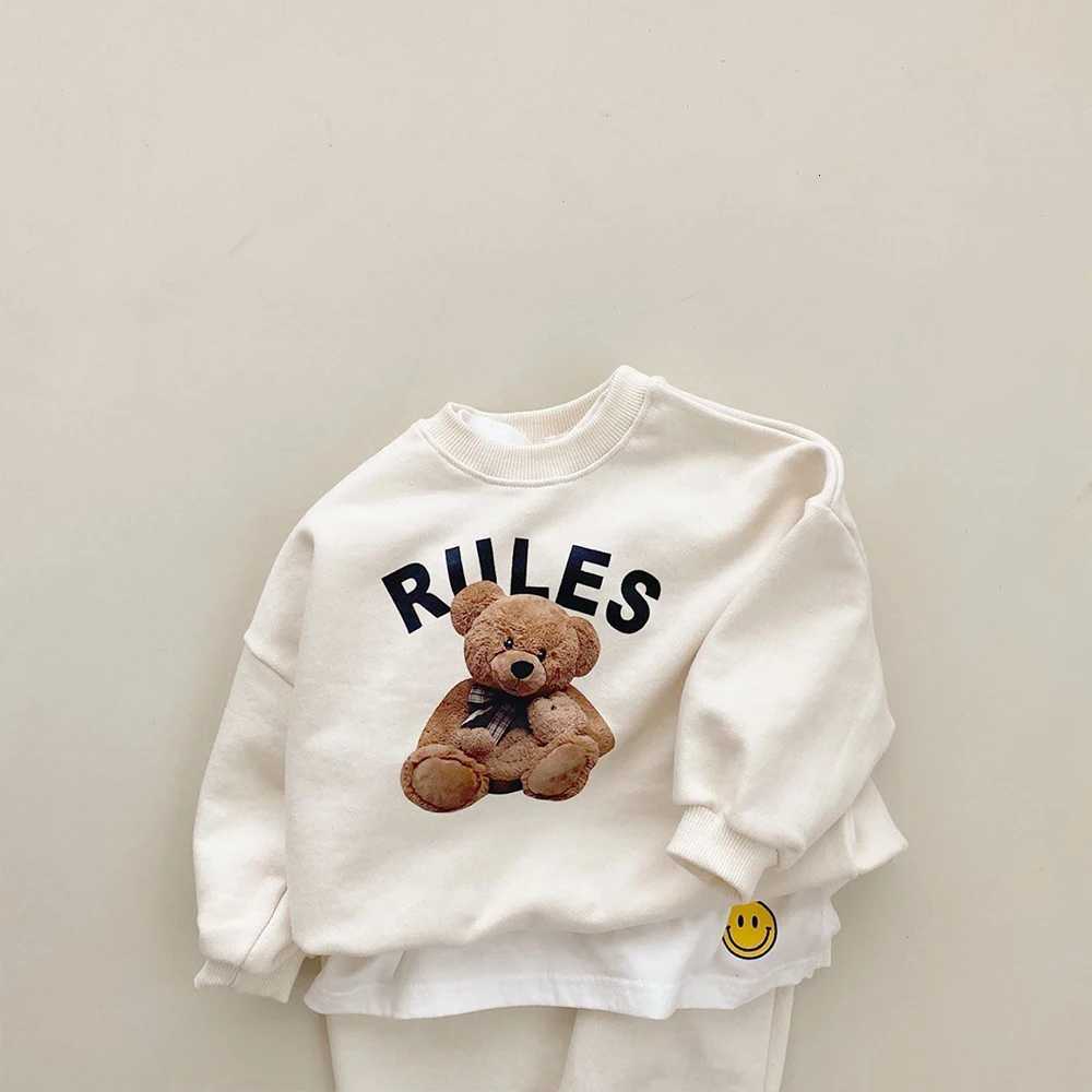 1-4Y Boys Outfit Set Toddler Girls Clothes Set Fashion Sweatshirt Tops + White Pants Spring Bear Kids Clothes Suit Z250811