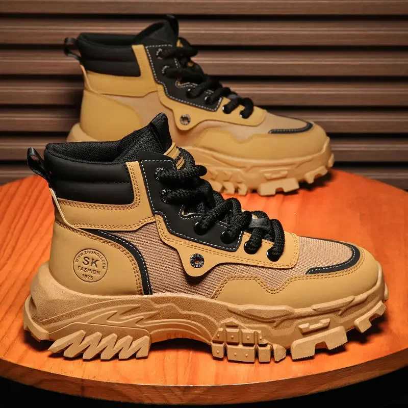 Mens Boots Leather Shoes Platform Boots for Men Outdoor Sneakers Motorcycle Ankle Boots Male Work Boots Casual Hiking Shoes W250811