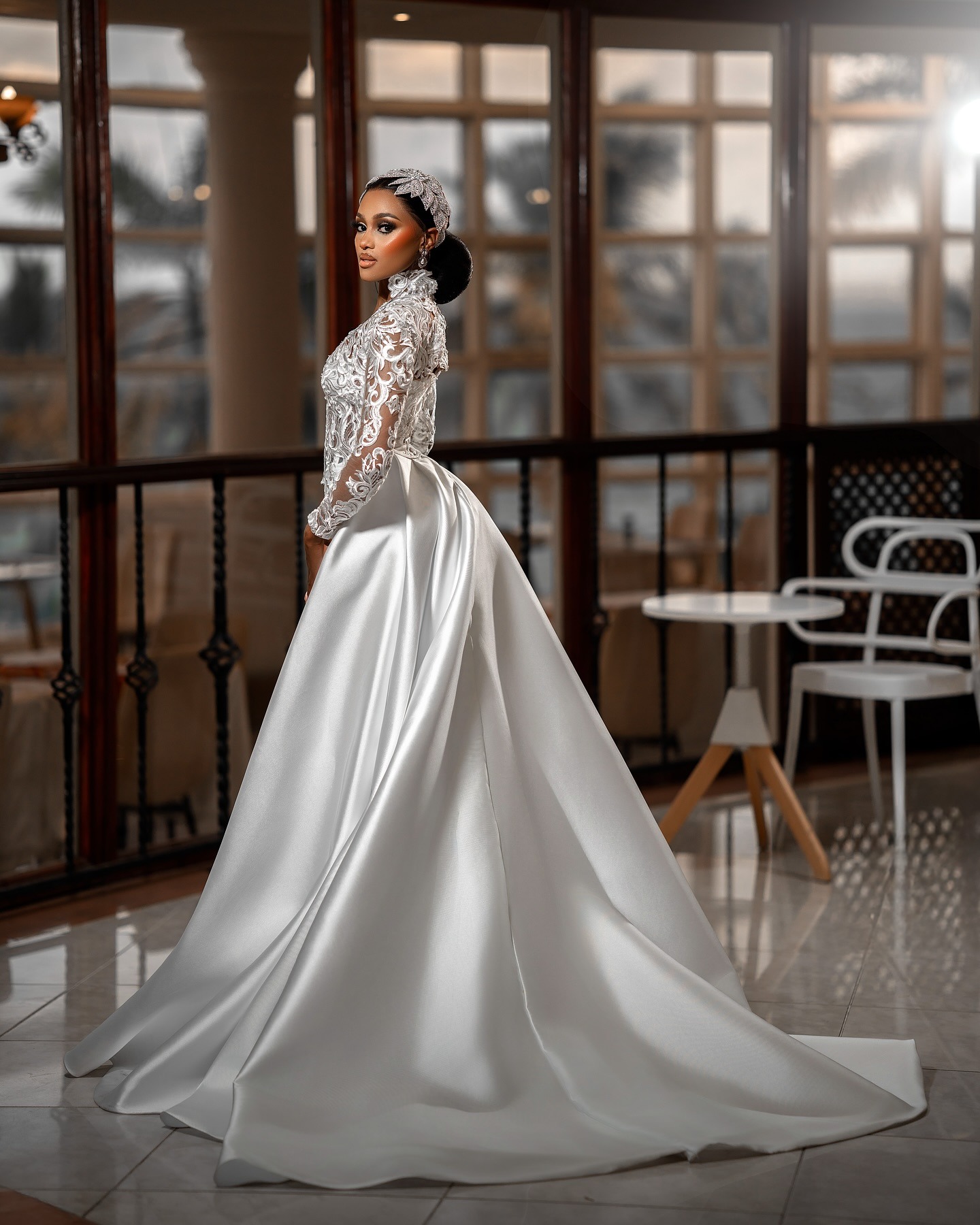 Vintage Wedding Dresses Lace Appliques Bridal Gowns with Detachable Train Mermaid Long Sleeve Customized Bride Vestidos De Novia Plus Size