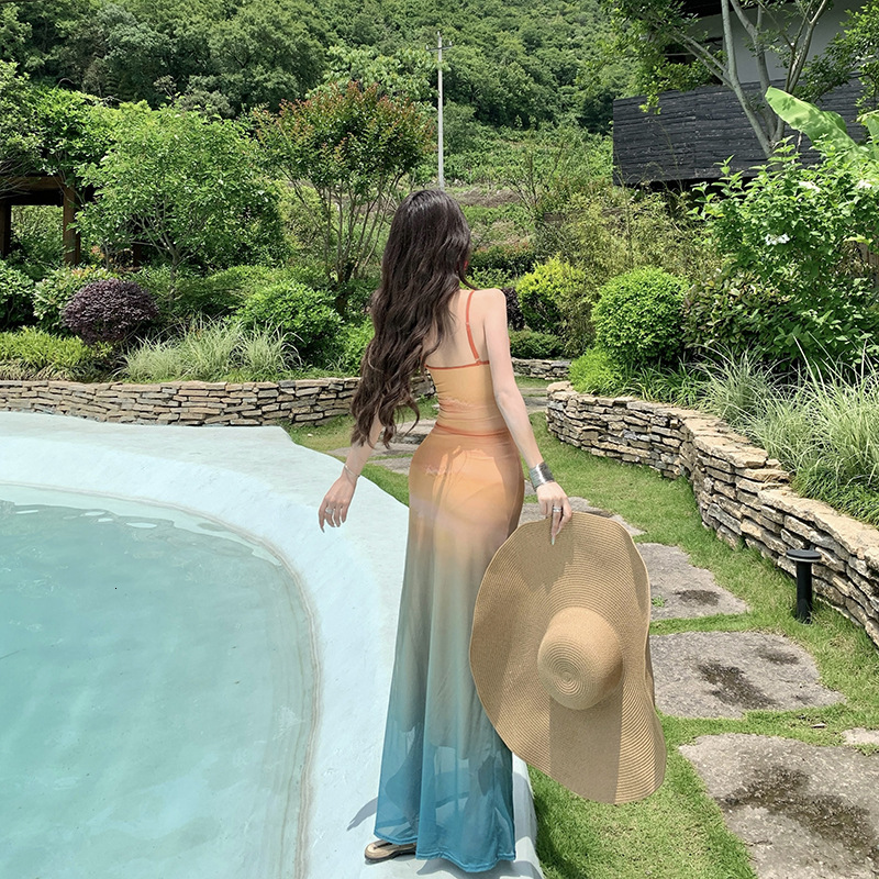 2025 Summer New Women's Mesh Knitted Tank Top Dress for Spring and Summer High End, Tailored and Vacation Bottom, trend Hollow Out Inner Tight Dr