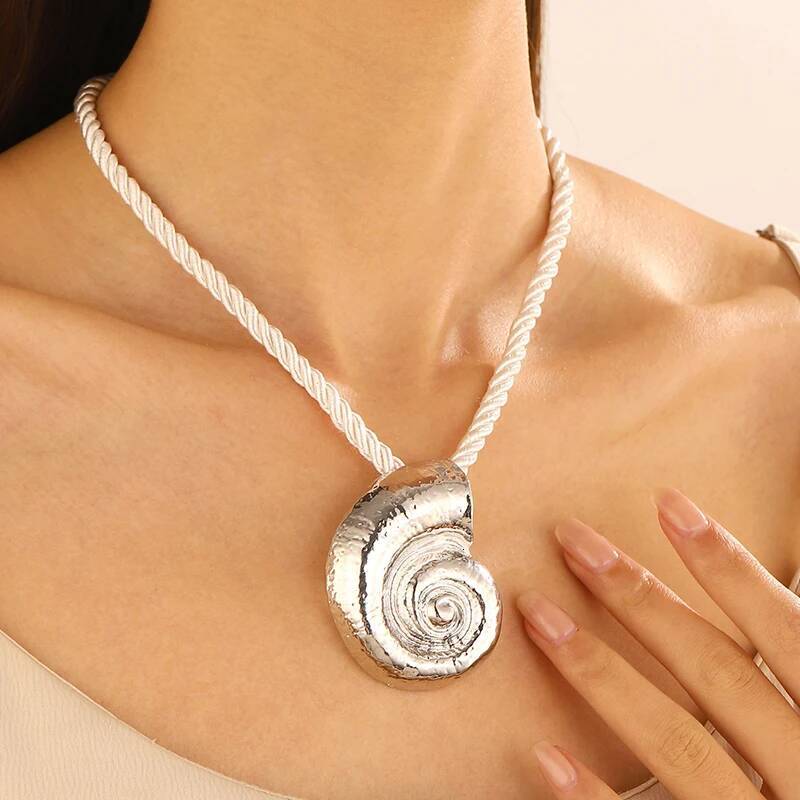 Fashionable Summer Vacation Ocean Conch Ear Studs Necklace for Women Trendy Beach Party Exaggerated Bohemian Jewelry Earrings