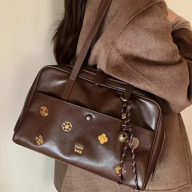 Handbag PU Leather Womens Shoulder Bag Retro Metal Flower Purses and Handbag Pillow Boston Bowling Handbag 250809