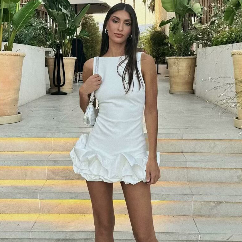 2025 Summer New Women's Fashion fashion Solid Color Sleeveless Ruffle Short Skirt New Designer