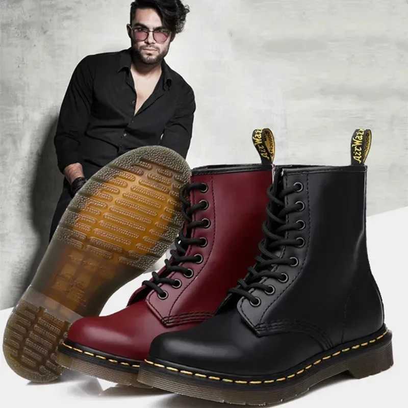 Designer Leather Men Boots Outdoor Mens Ankle Boots Winter Casual Shoes Lightweight Male Warm Work Boots Classic Handmade Boots W250811